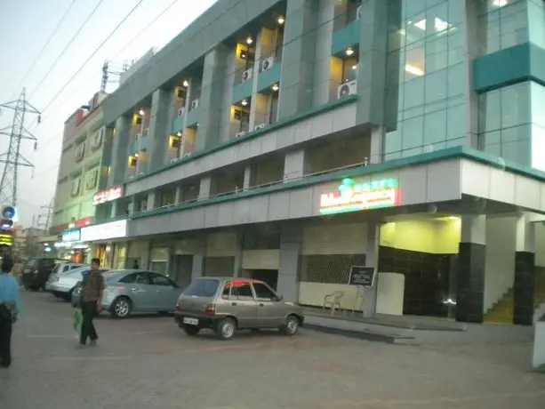 Budget Inn Palm Regency