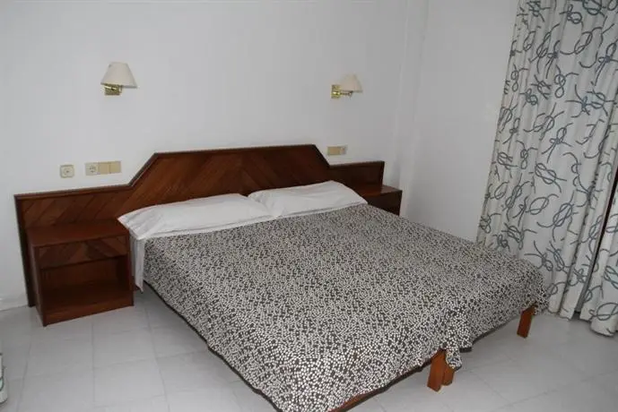 Apartamentos Marina Pollenca 