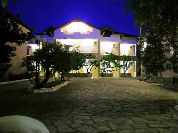 Filippos Hotel 