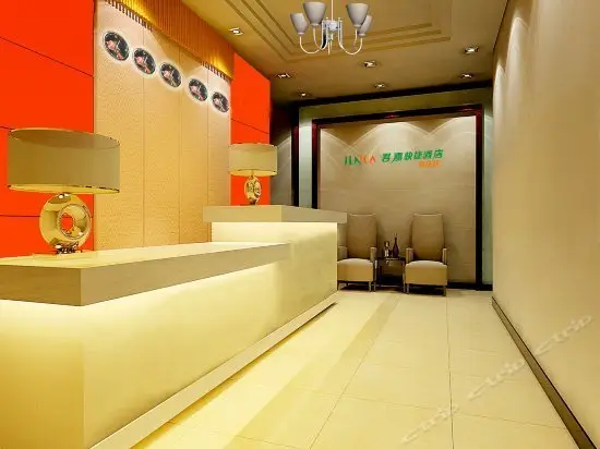 Junjia Youth Hotel