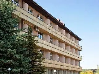 Uzlissya Hotel