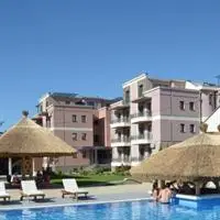 Solaris Resort 