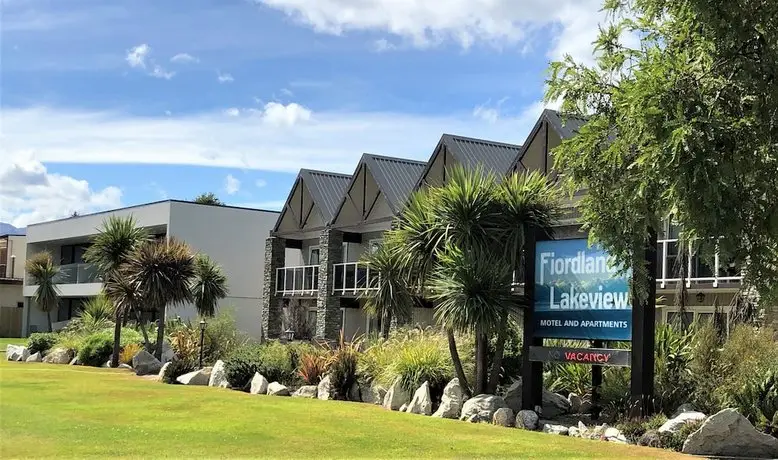 Fiordland Lakeview Motel and Apartments