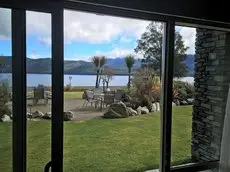 Fiordland Lakeview Motel and Apartments 