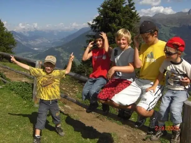 Baby und Kinderbauernhof Bauernhof Berghof Thoni