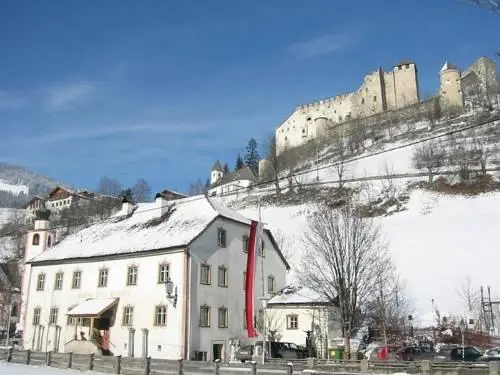 Ansitz Burg Heimfels 