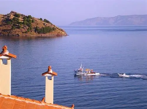 Birds Bay Lesvos Seaside Homes 