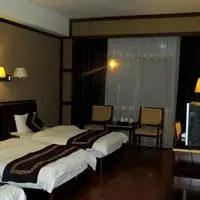 Deji Yangkang Hotel Diqing - Shangeri La 