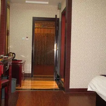 Deji Yangkang Hotel Diqing - Shangeri La 