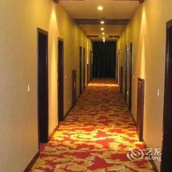 Deji Yangkang Hotel Diqing - Shangeri La 