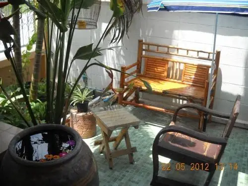 Srikrung Guesthouse 