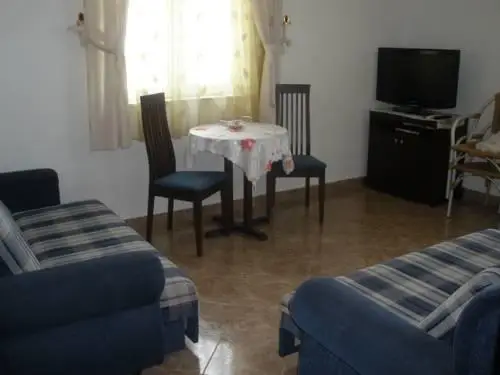 Apartmani Mina 