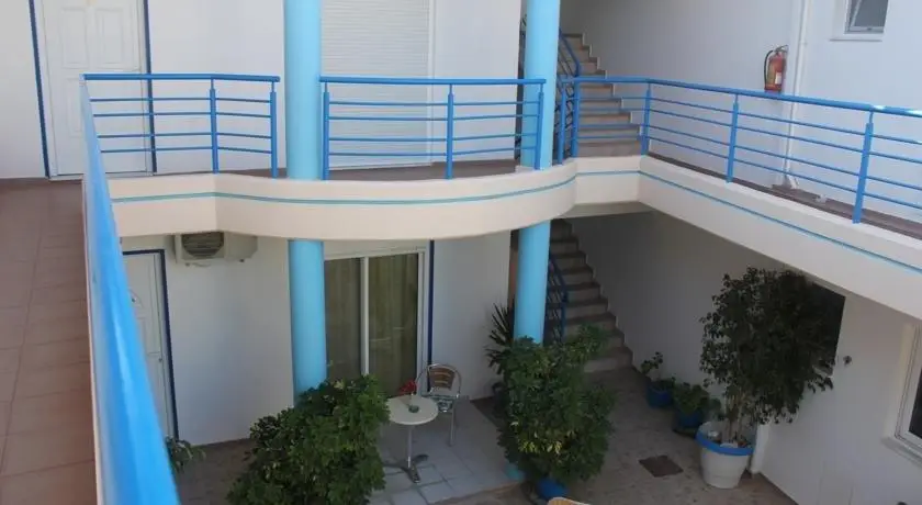 Acapulco Apartments