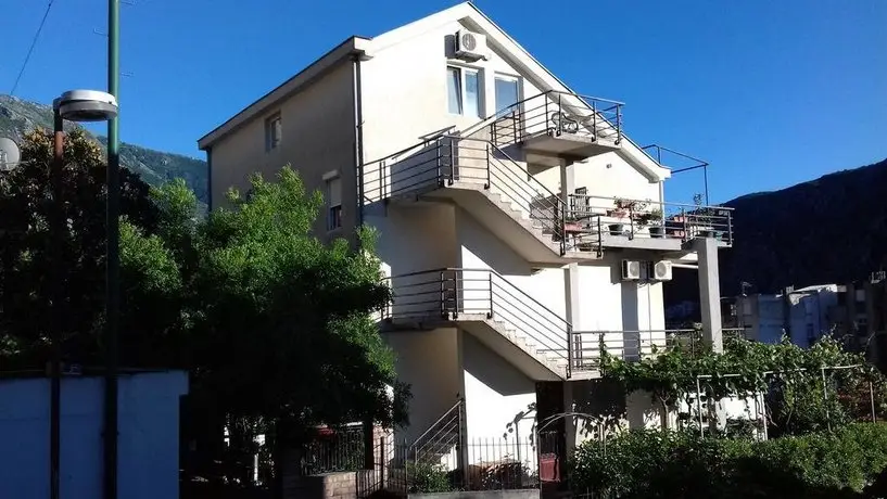 Apartments Dakovic