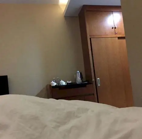 Junyi Apartment Hotel Zhongshan 