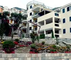 Apartments Rales 