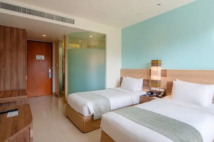 Holiday Inn Express Phuket Patong Beach Central 