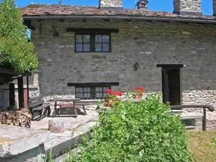 Sarre Holiday Home 