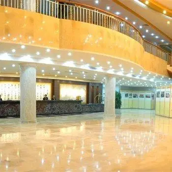 Zuiranju Holiday Hotel 