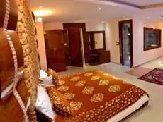 Hotel Raj Mandir Rishikesh 