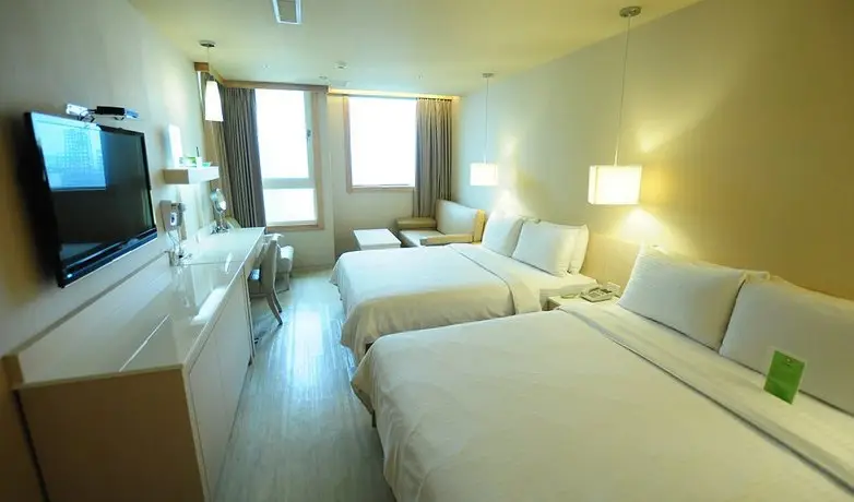 Kindness Hotel - Kaohsiung Guang Rong Pier