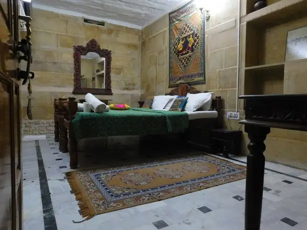 Hotel Shahi Palace 