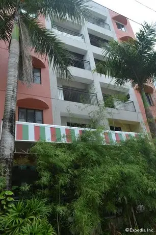 SDR Mactan Apartments 