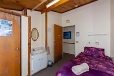 YHA Sunflower Lodge New Plymouth 