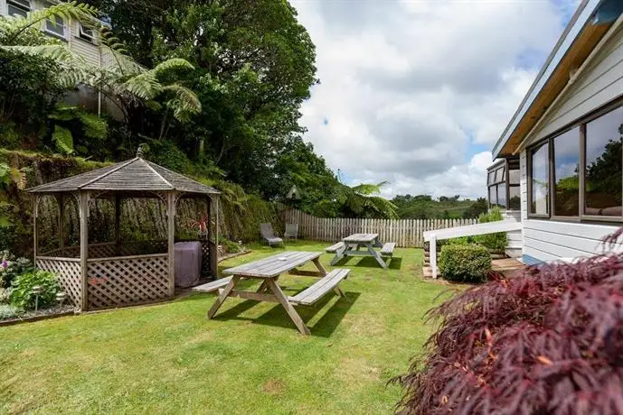 YHA Sunflower Lodge New Plymouth 