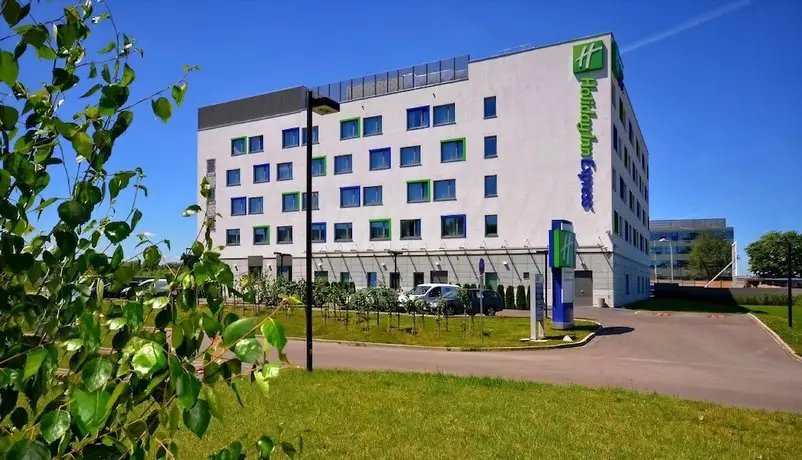 Holiday Inn Express Warsaw Airport 