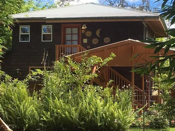 Volcano Bamboo View Cottage 