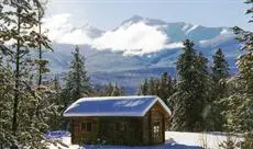 Mica Mountain Lodge & Log Cabins 