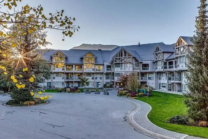 Greystone Lodge by ResortQuest Whistler