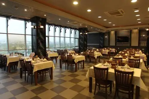 Areen Hotel & Restaurant 