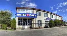 Madanur Hotel 