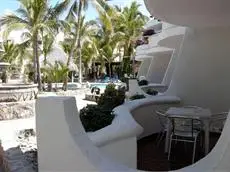 Hotel & Suites El Moro 