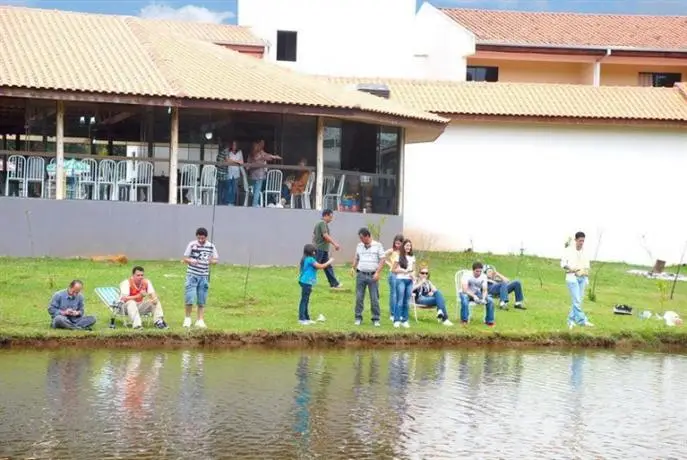 Hotel Fazenda Cisne Branco 