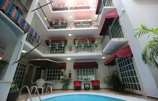 Boca Inn Suites & Hotel 