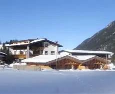 Luxury Chalets Wiesenruh 