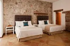 Descanseria Hotel Business and Pleasure 