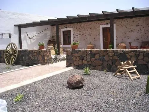 Casa Pilar Aurora y Tarabilla en Finca Ecologica 