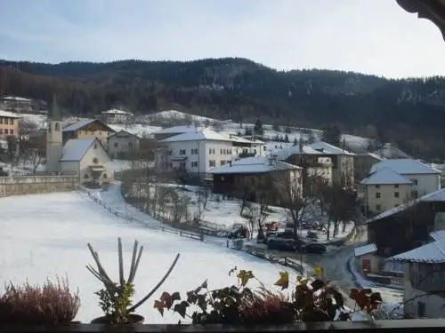 Albergo Aurora Fondo