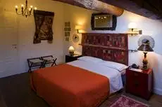 M Club De Luxe B&B 