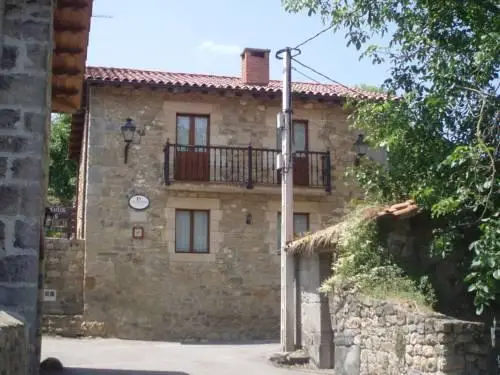 Vivienda Rural La Casa Vieja De Alceda