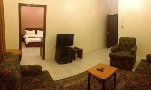 Lamar Suites Hotel