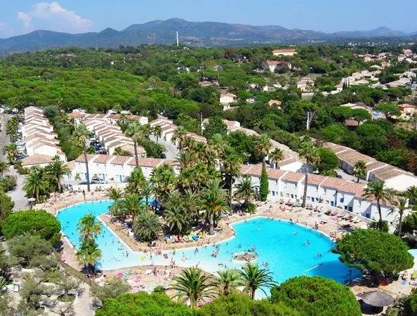 Camping Resort La Baume La Palmeraie 