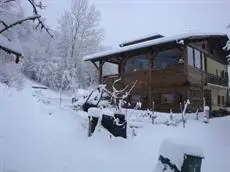 Chambres d'Hotes Chalet de la Source 