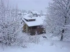 Chambres d'Hotes Chalet de la Source 