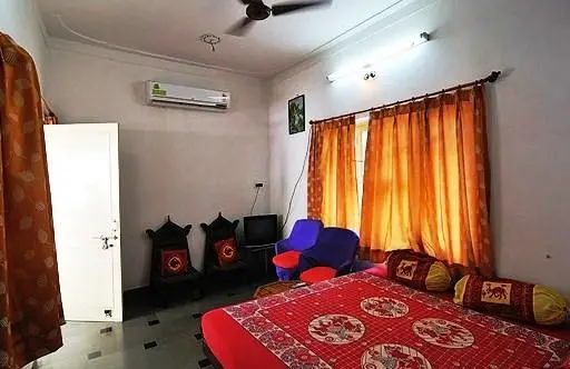 Udai Haveli Guest House 