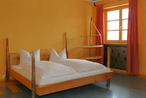 Schiff Bihlerdorf - Hostel 